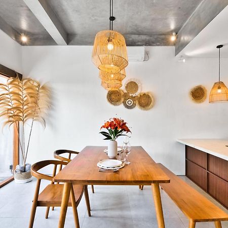 Octo 6 Villa By Betterplace Canggu Exterior foto